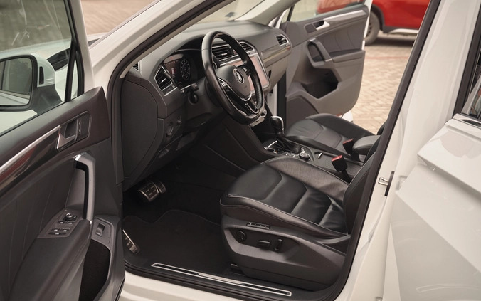 Volkswagen Tiguan Allspace cena 102900 przebieg: 197500, rok produkcji 2017 z Płock małe 704